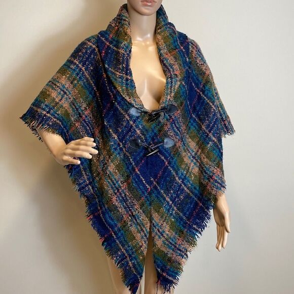 Plaid button closure knit poncho with fringe one size - Picture 1 of 8